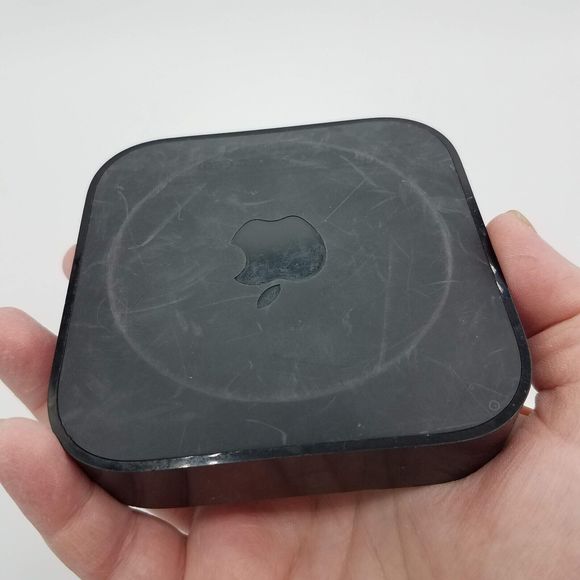 Apple TV 3rd Generation A1469 Digital HD Media Streamer with Remote Unte… - Picture 3 of 7